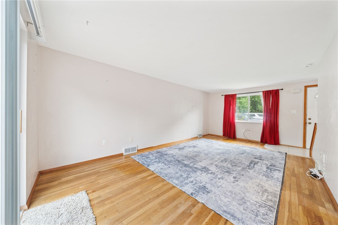 1541 Sugarloaf