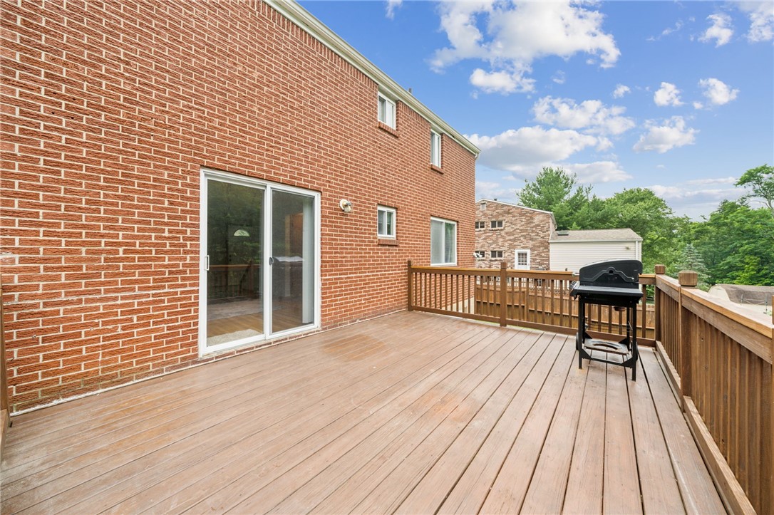 1541 Sugarloaf
