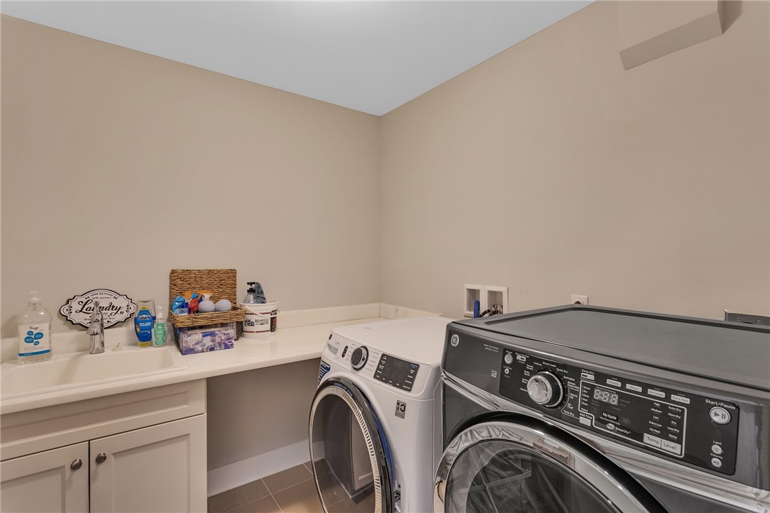 5525 Fontana Court