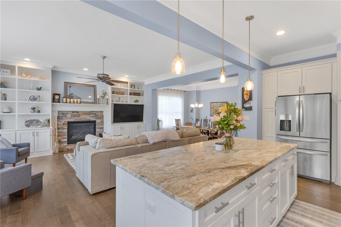 5525 Fontana Court