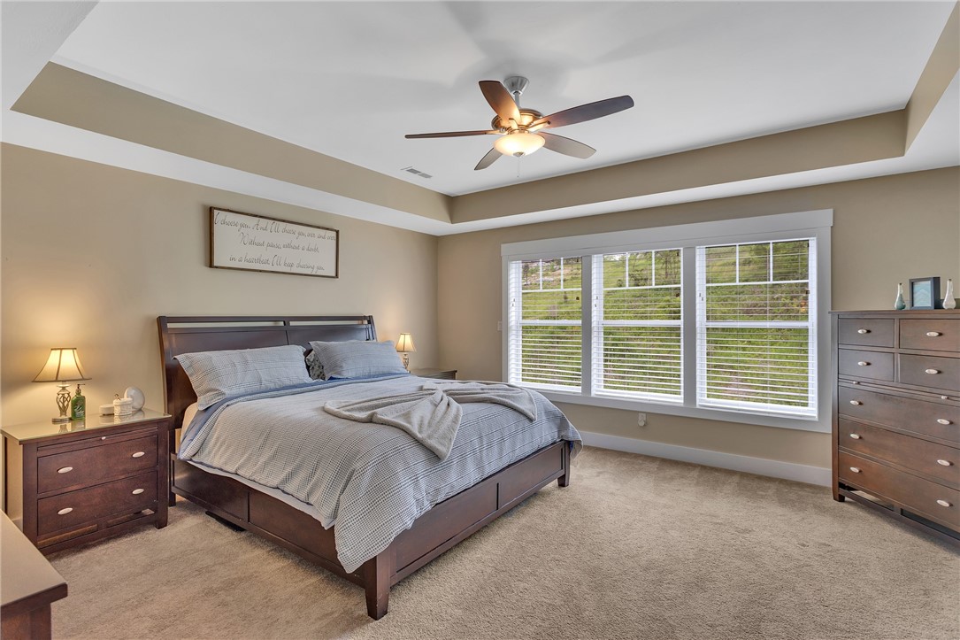 5525 Fontana Court