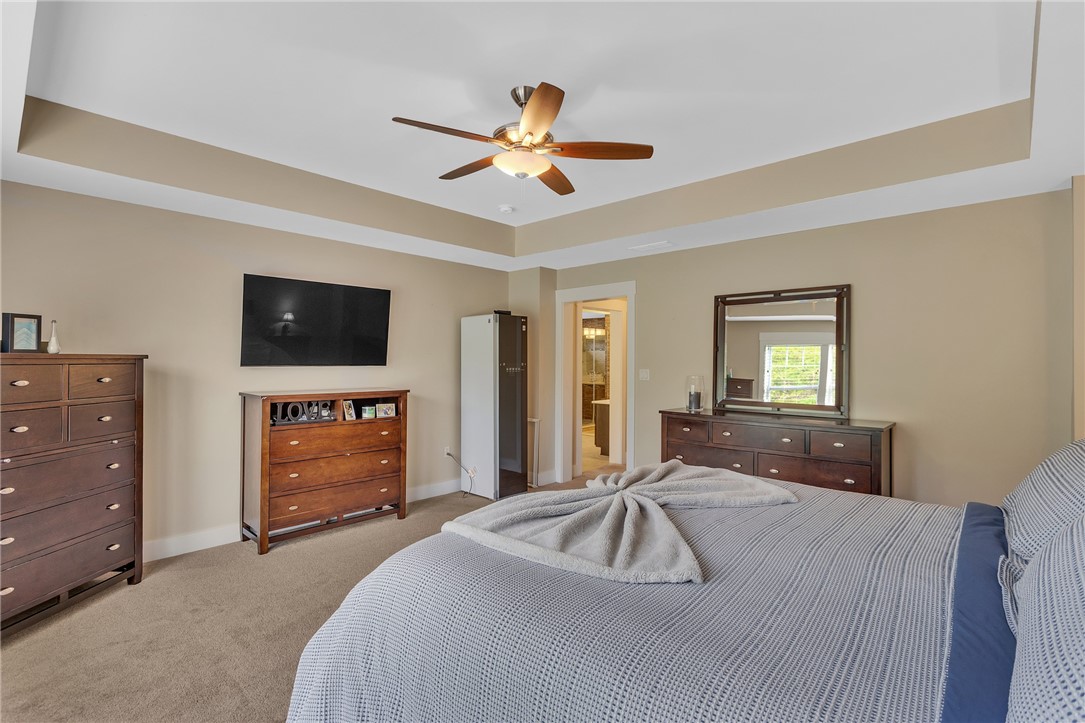 5525 Fontana Court