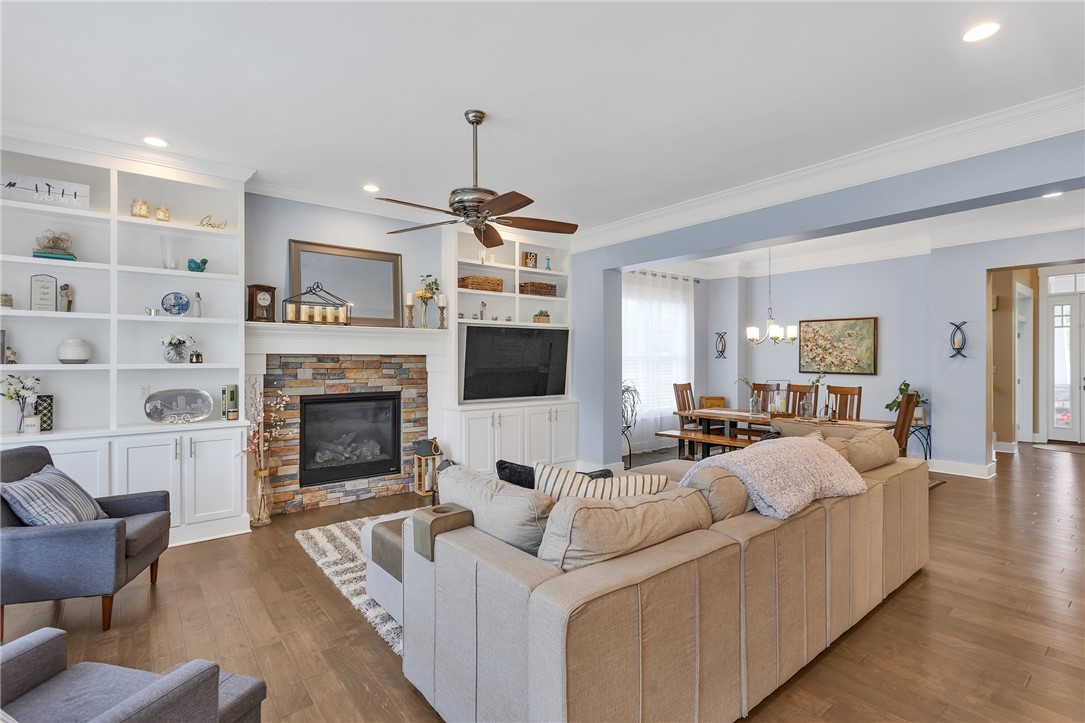 5525 Fontana Court