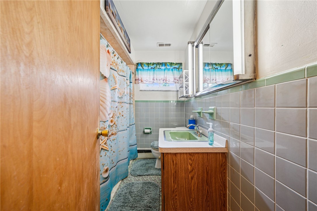 974 Renton Rd