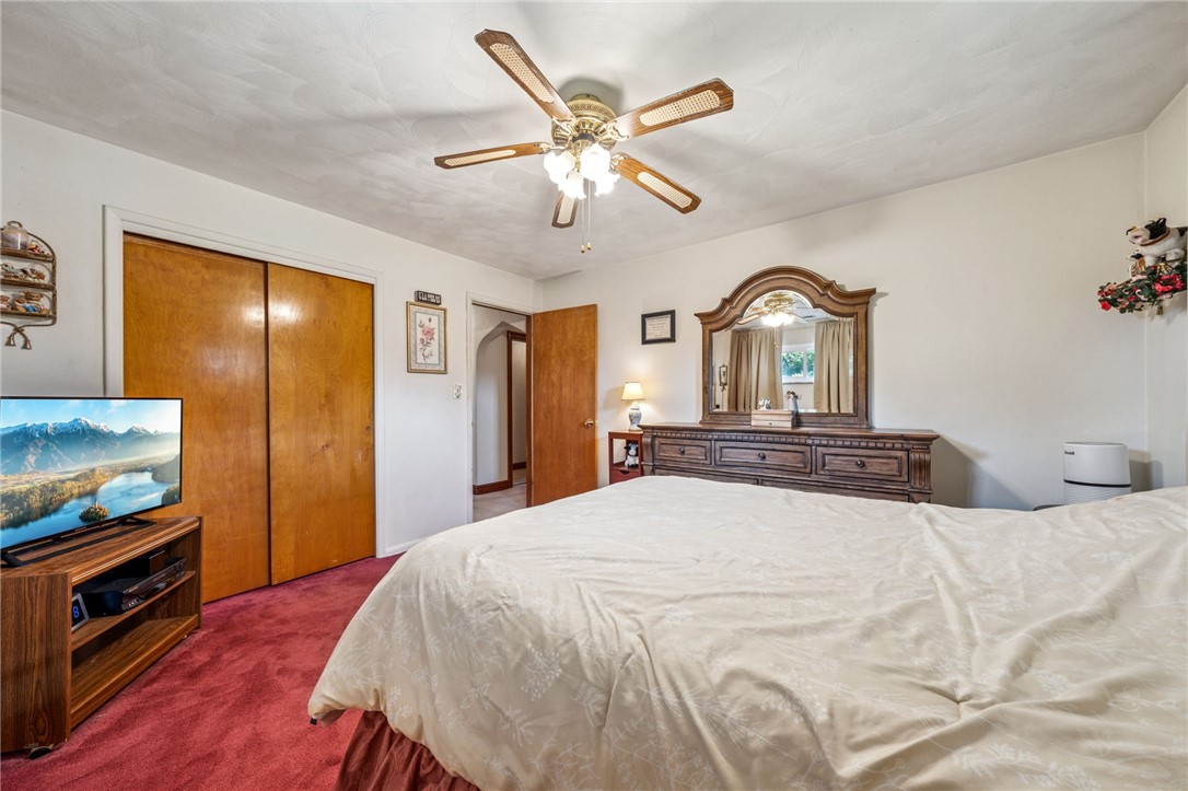 974 Renton Rd