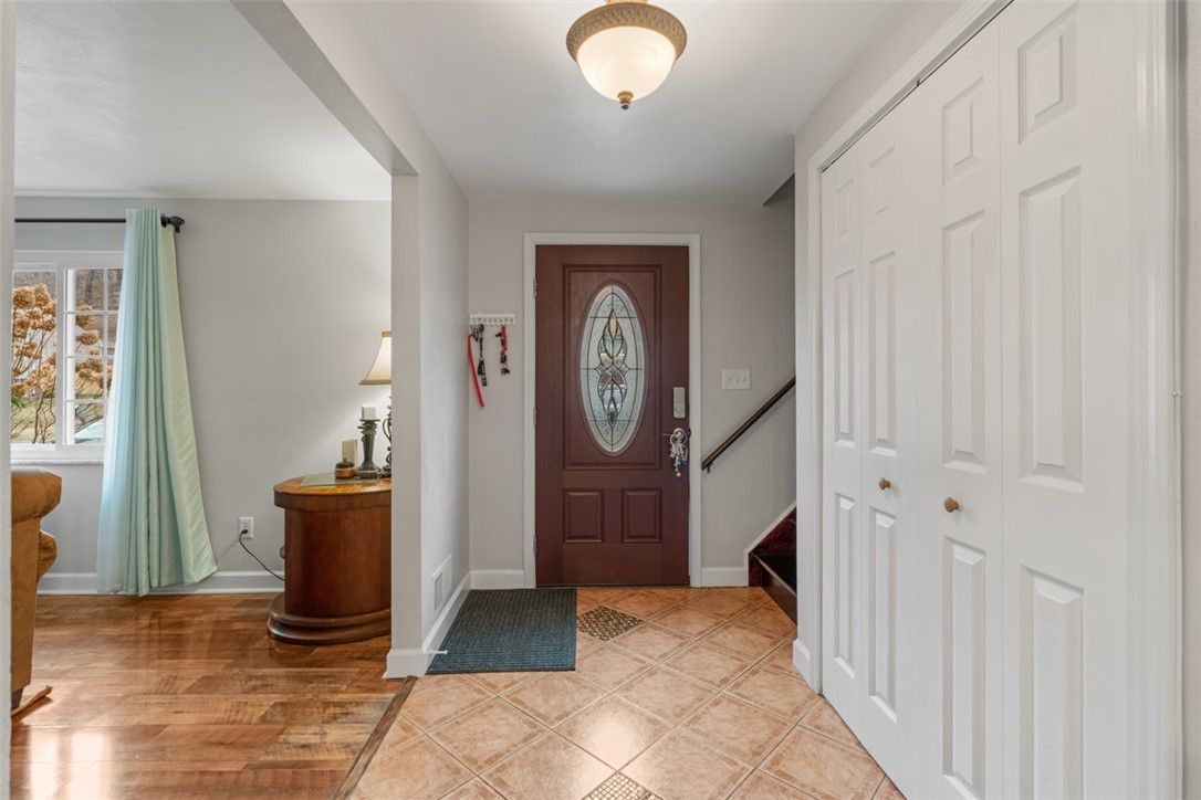 1513 Sugarloaf Dr