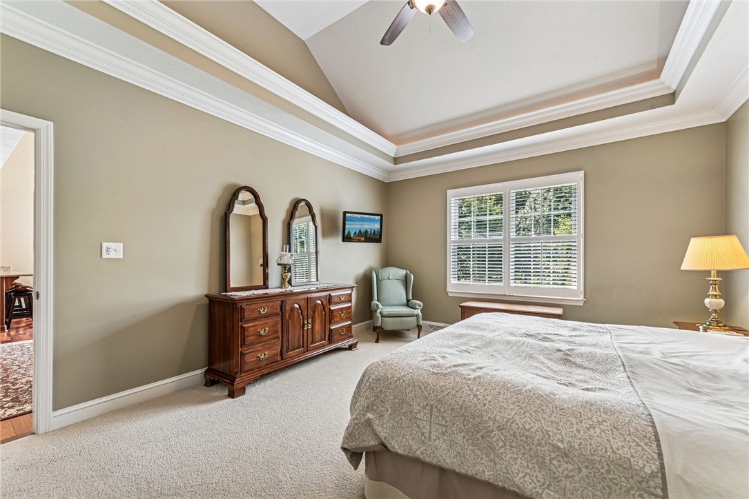 112 Redmond Ct