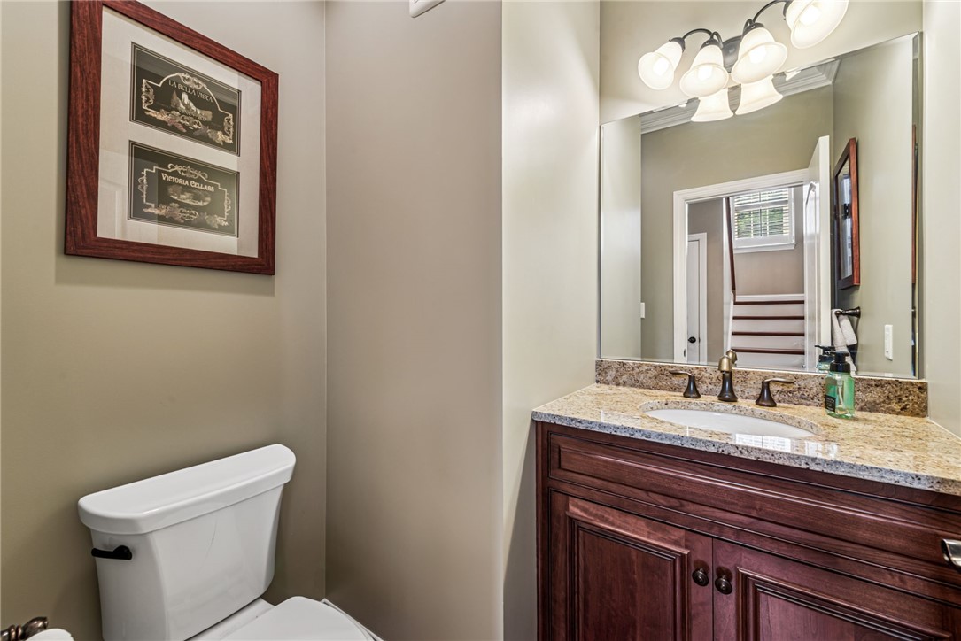 112 Redmond Ct