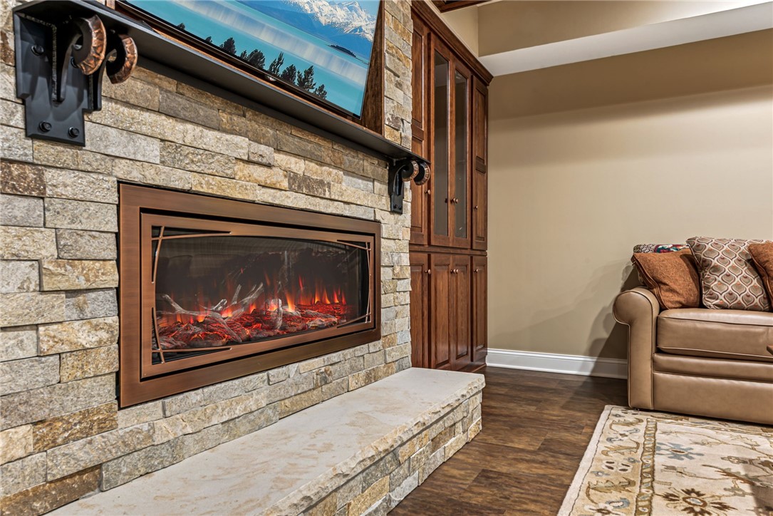 112 Redmond Ct