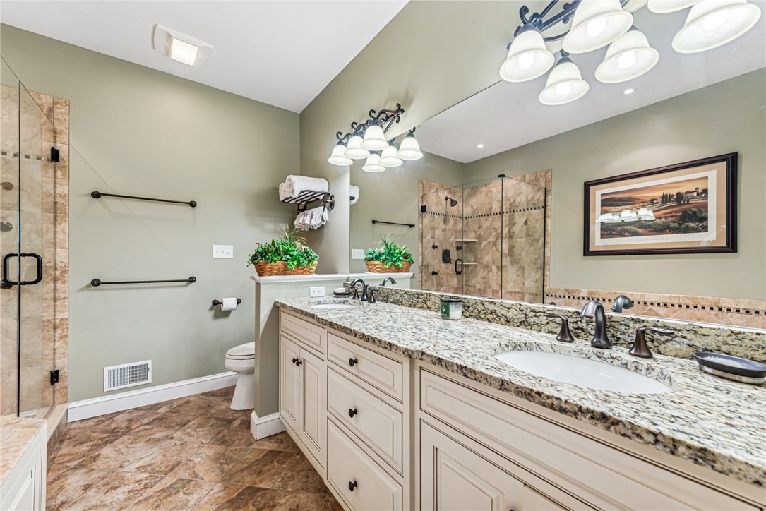 112 Redmond Ct