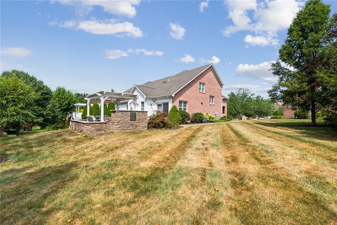 112 Redmond Ct