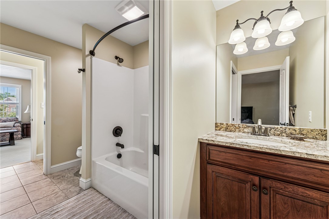 112 Redmond Ct