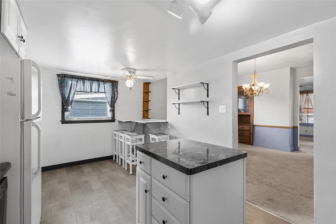 537 Woodmont Ave