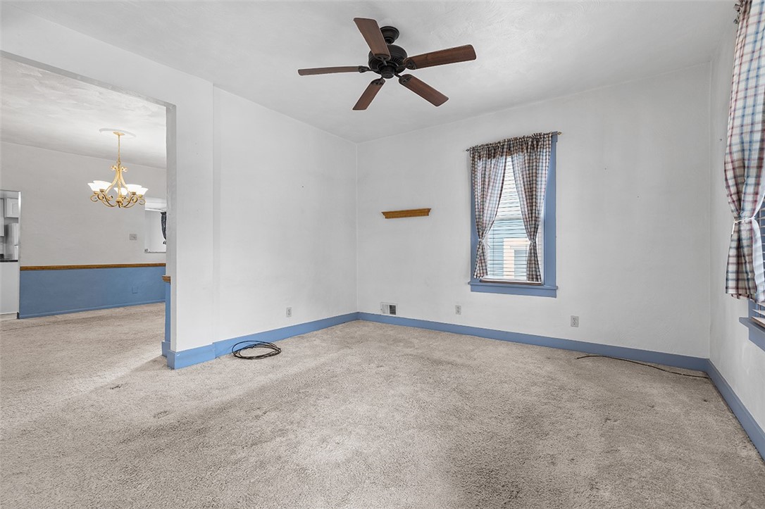 537 Woodmont Ave