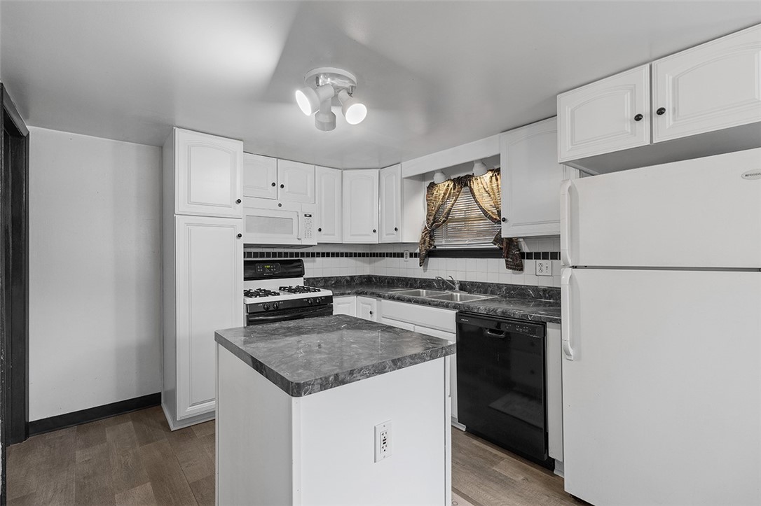 537 Woodmont Ave