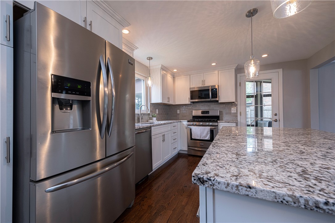 1169 La Salle Rd