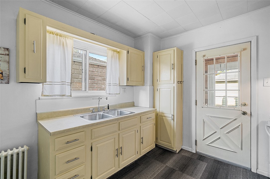 404 1/2 Franklin Ave