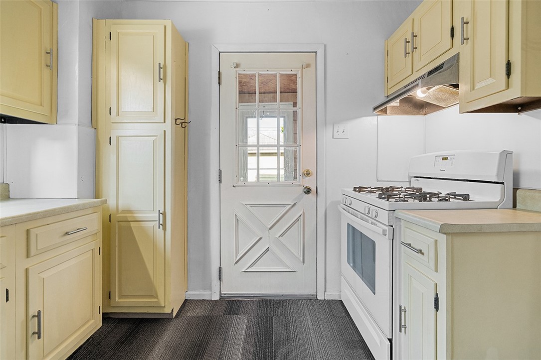 404 1/2 Franklin Ave