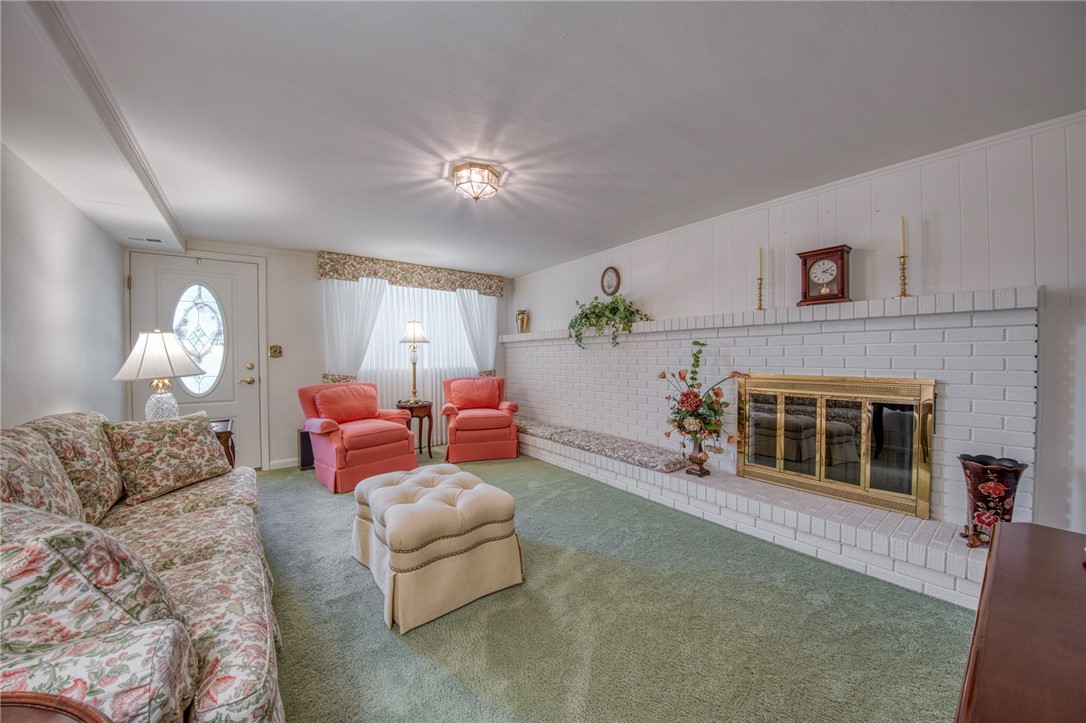 600 Short St