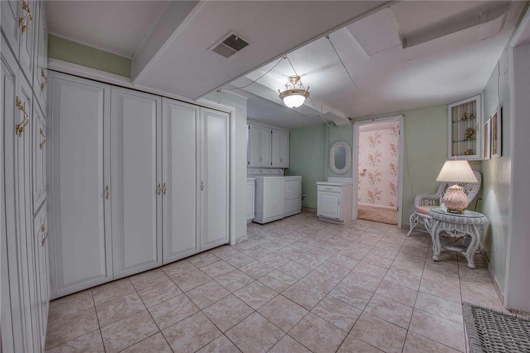 600 Short St