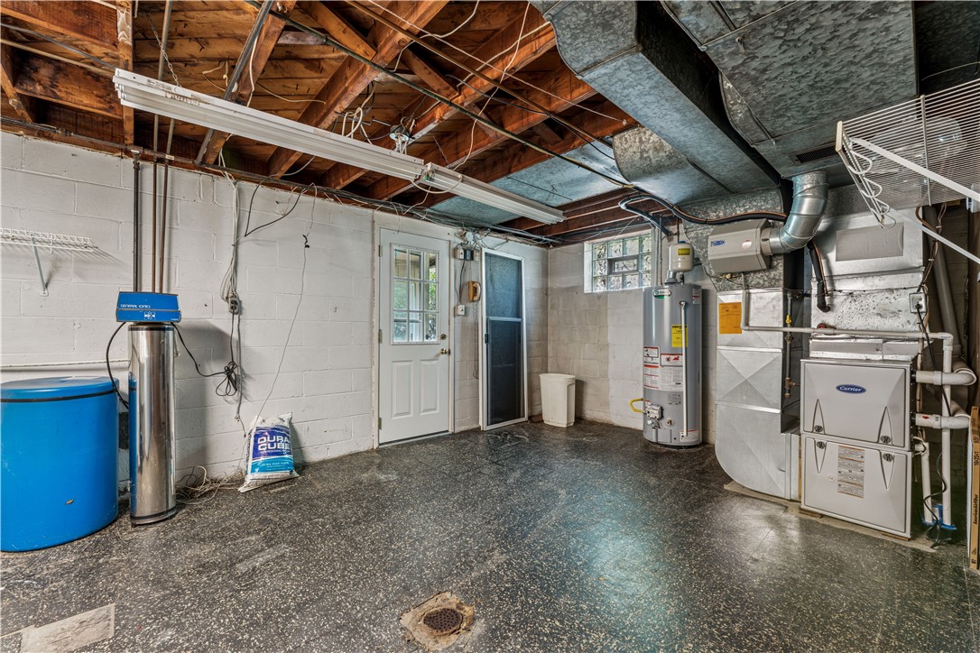 120 Parkwood Dr