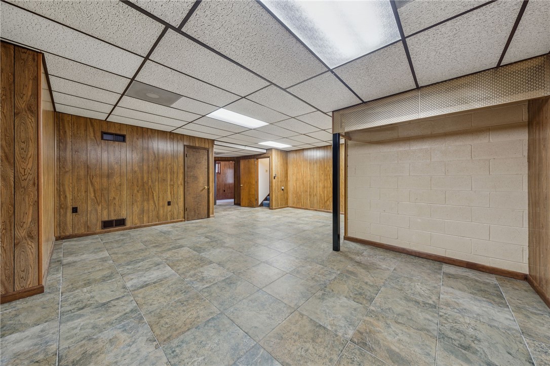 12219 Roth Drive