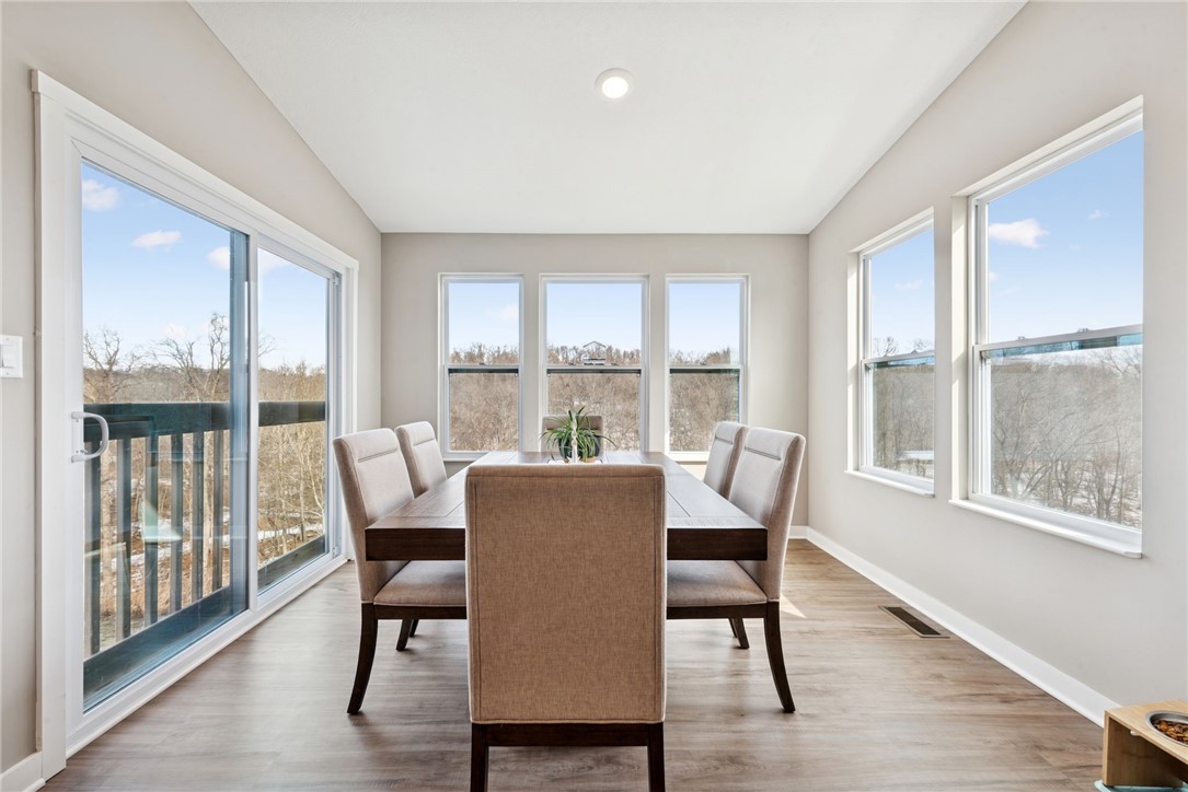 240 Victoria Dr