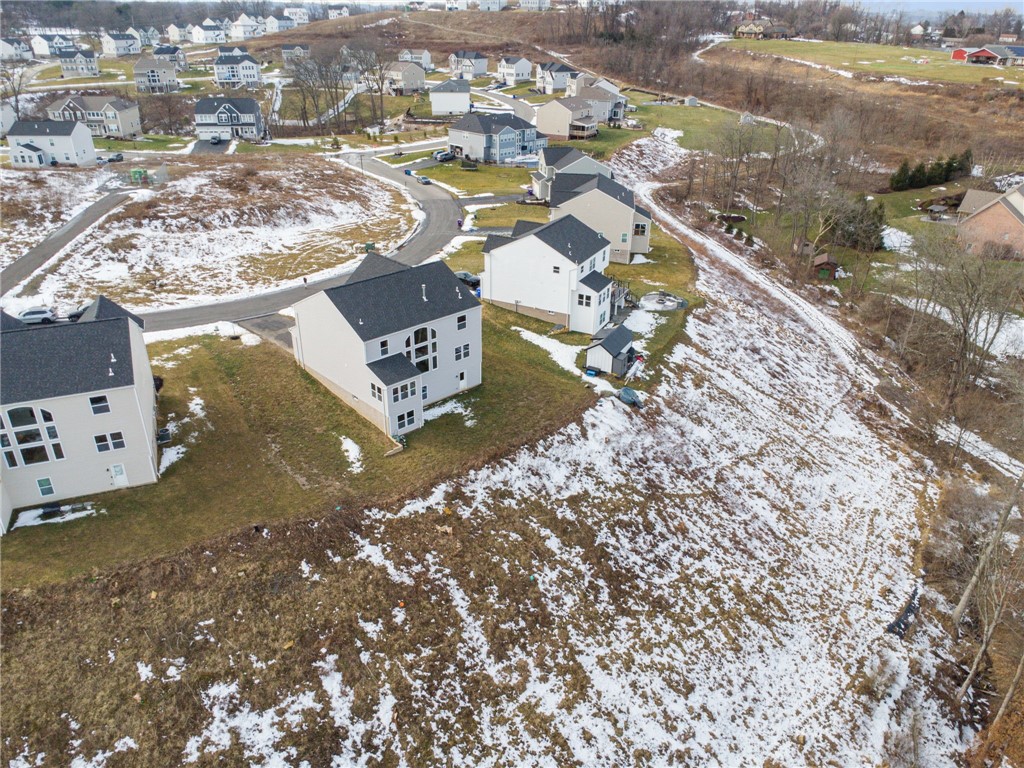 240 Victoria Dr