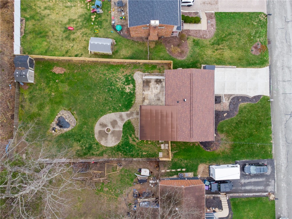 361 Holiday Park Dr