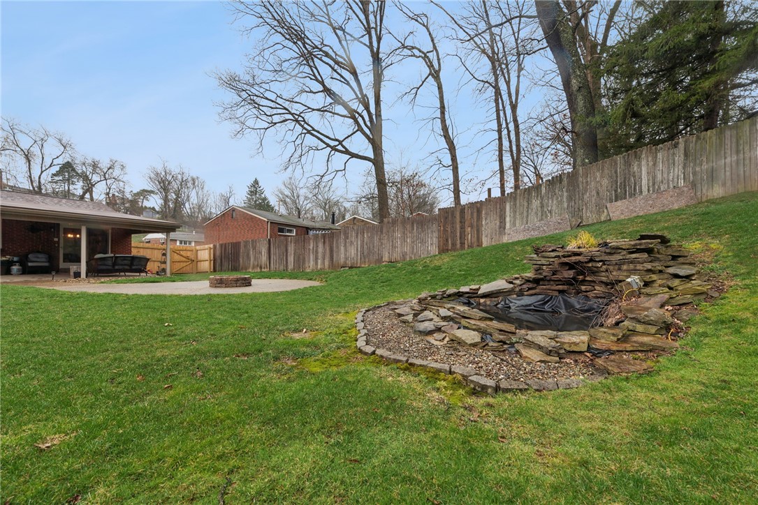 361 Holiday Park Dr