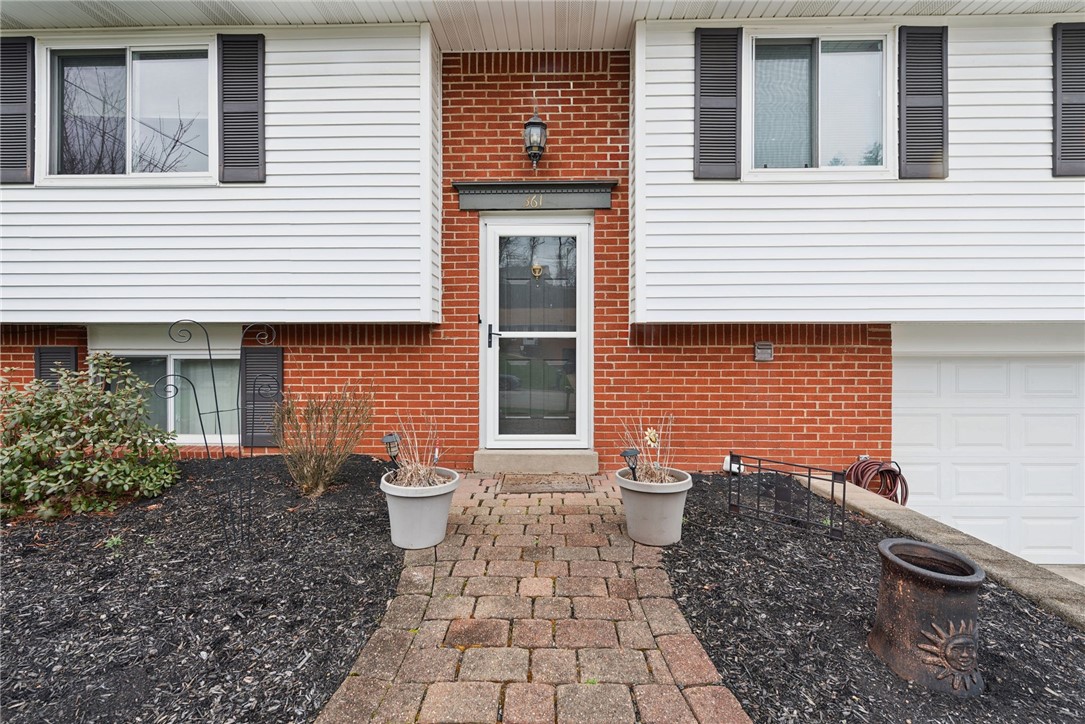 361 Holiday Park Dr