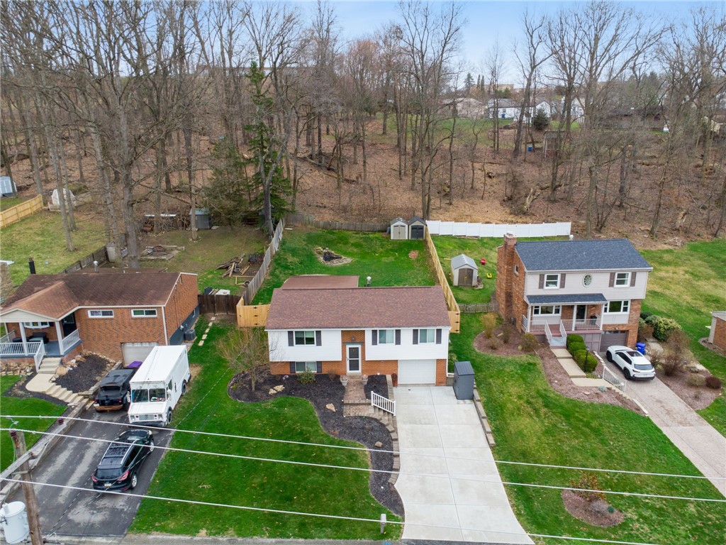 361 Holiday Park Dr