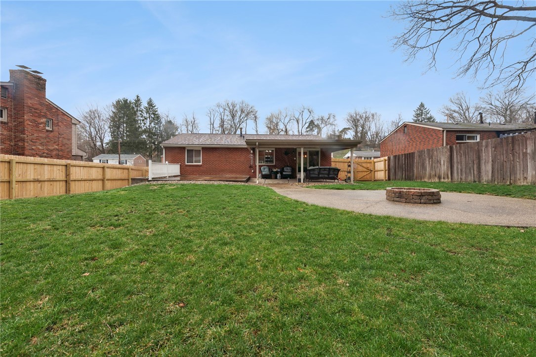 361 Holiday Park Dr