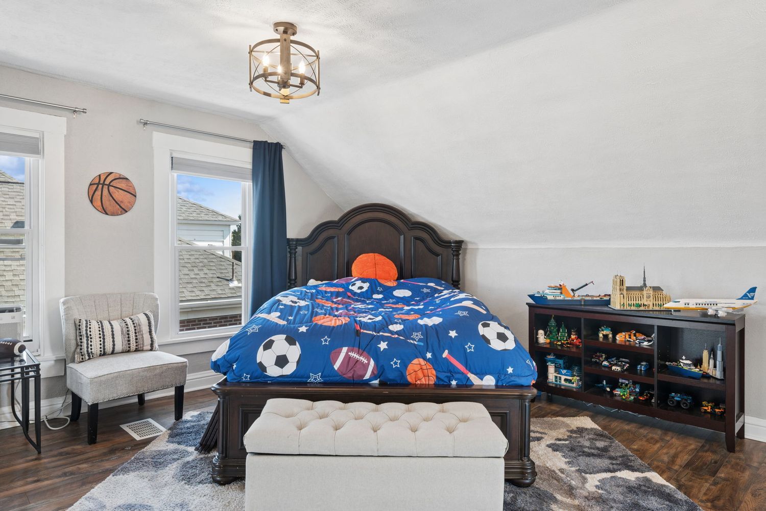 343 Cornell AVENUE