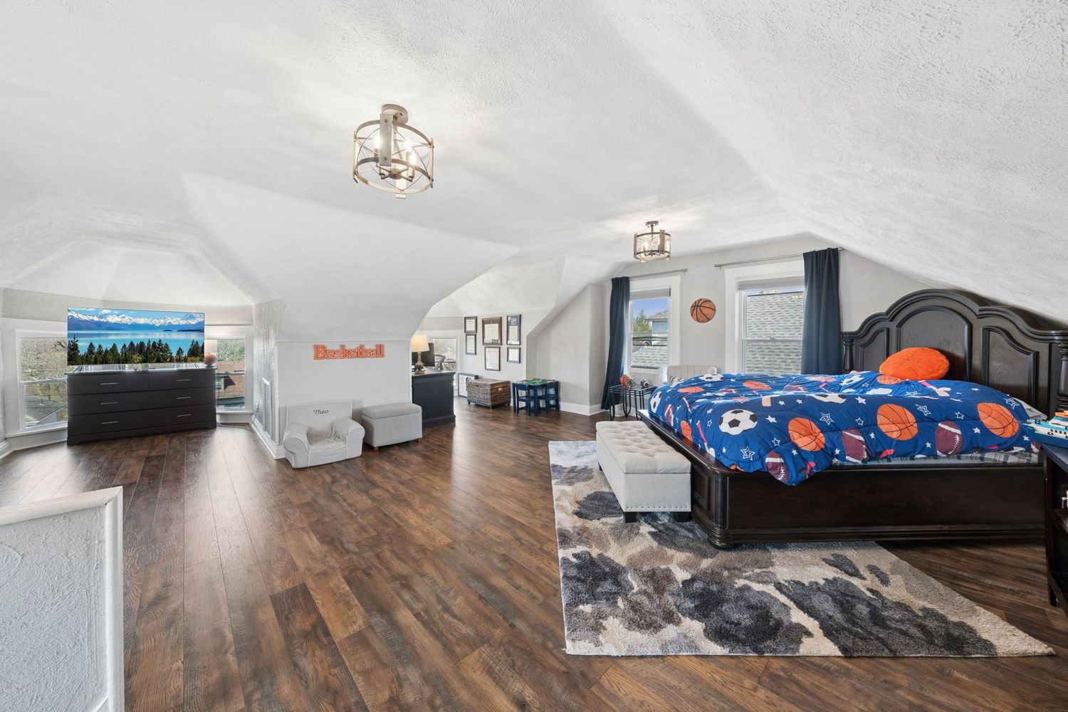 343 Cornell AVENUE