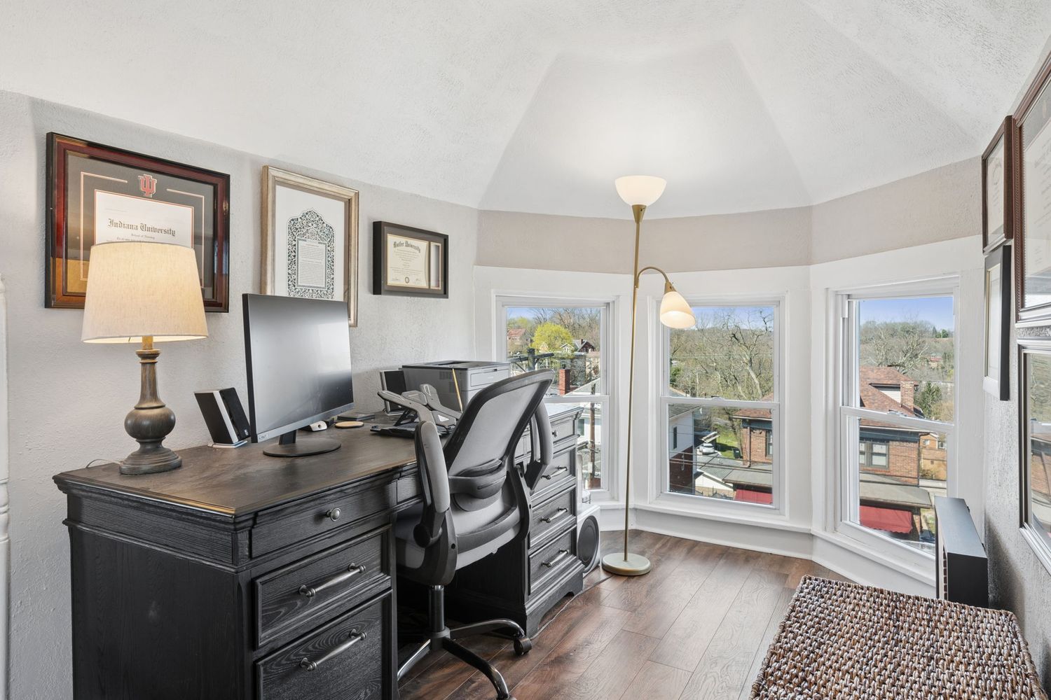 343 Cornell AVENUE