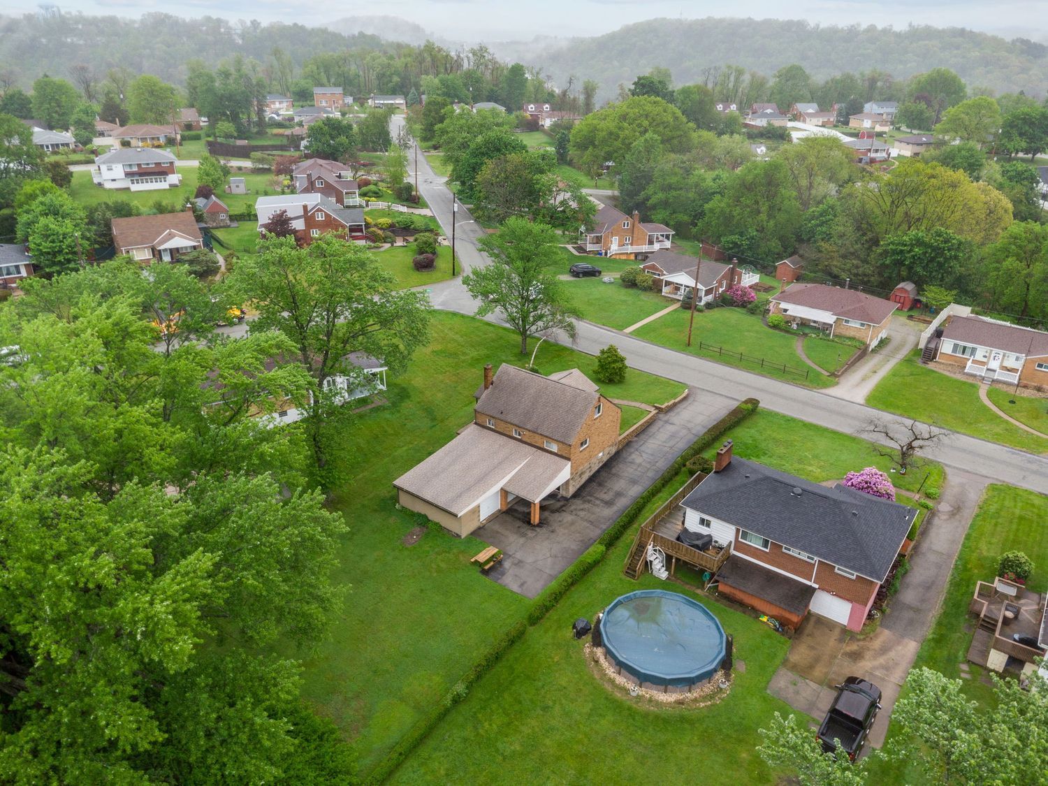 223 E Patty LANE