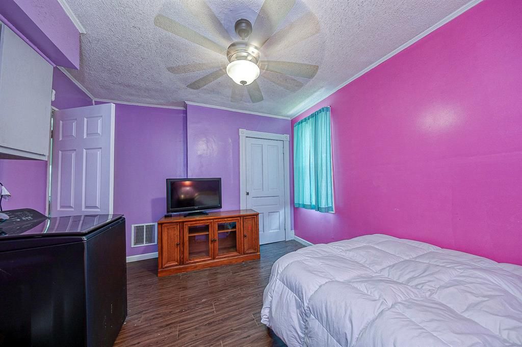 227 S 5th STREET
