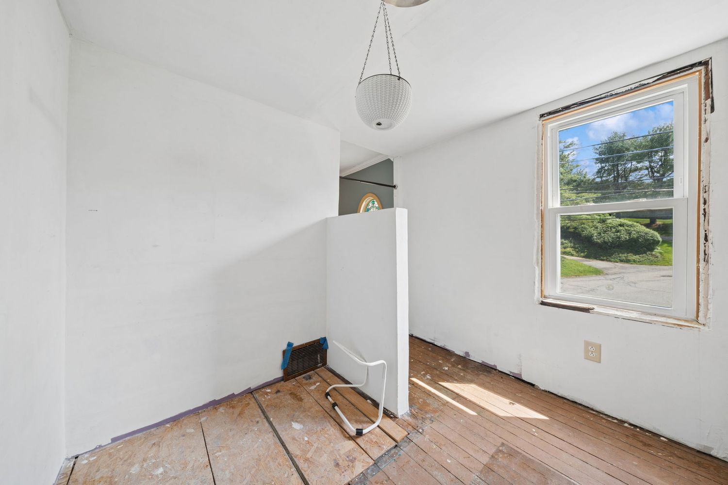 8013 Saltsburg Road