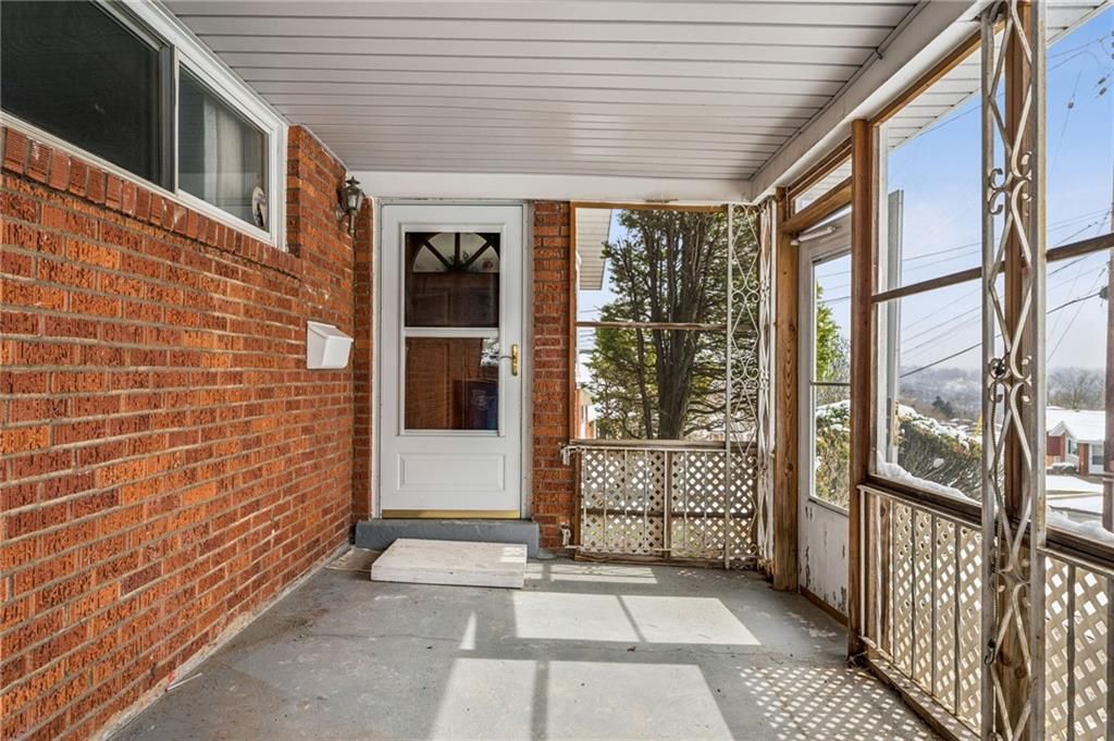 318 Dunbar Dr