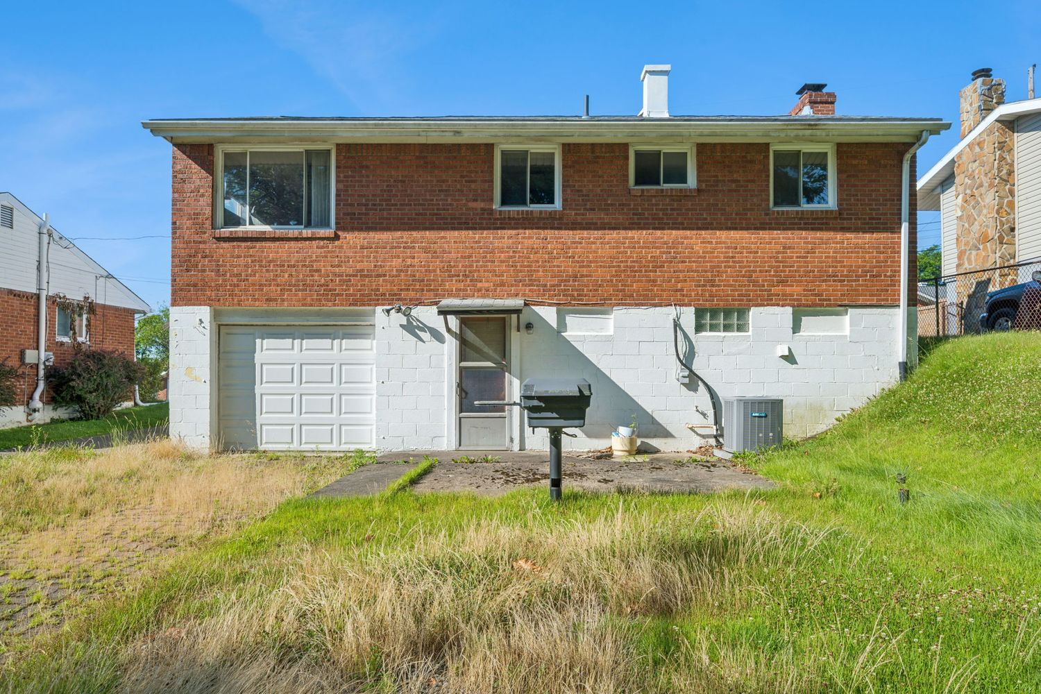 318 Dunbar Dr
