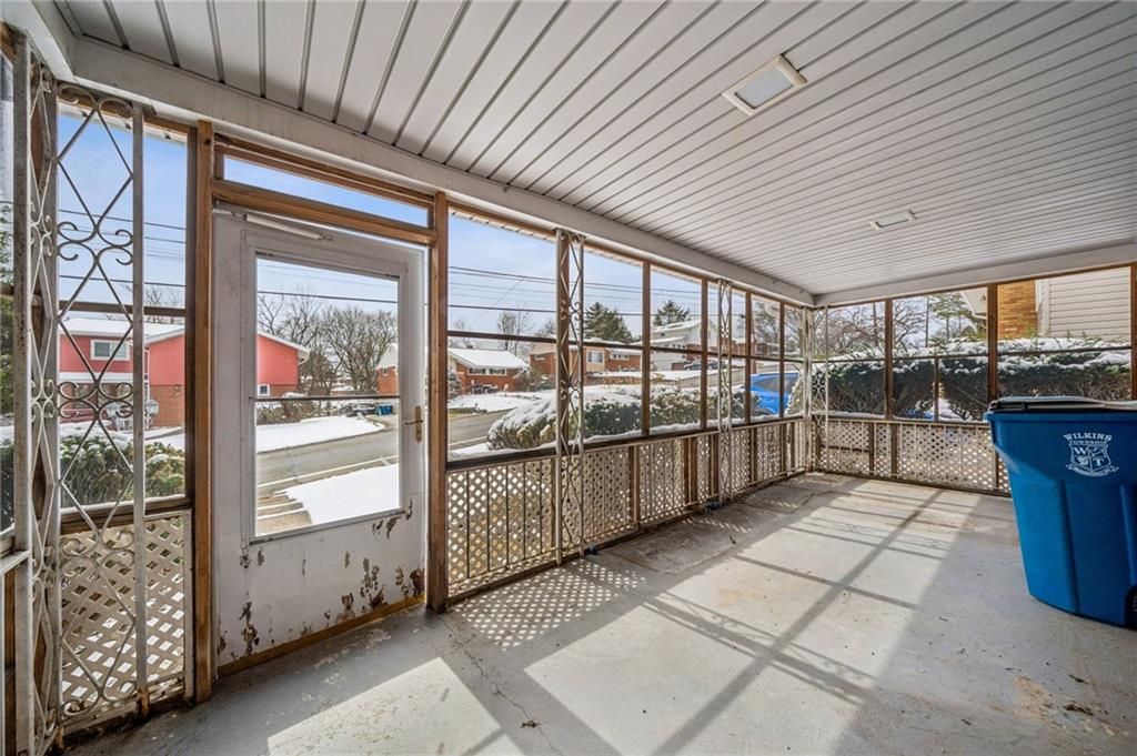 318 Dunbar Dr