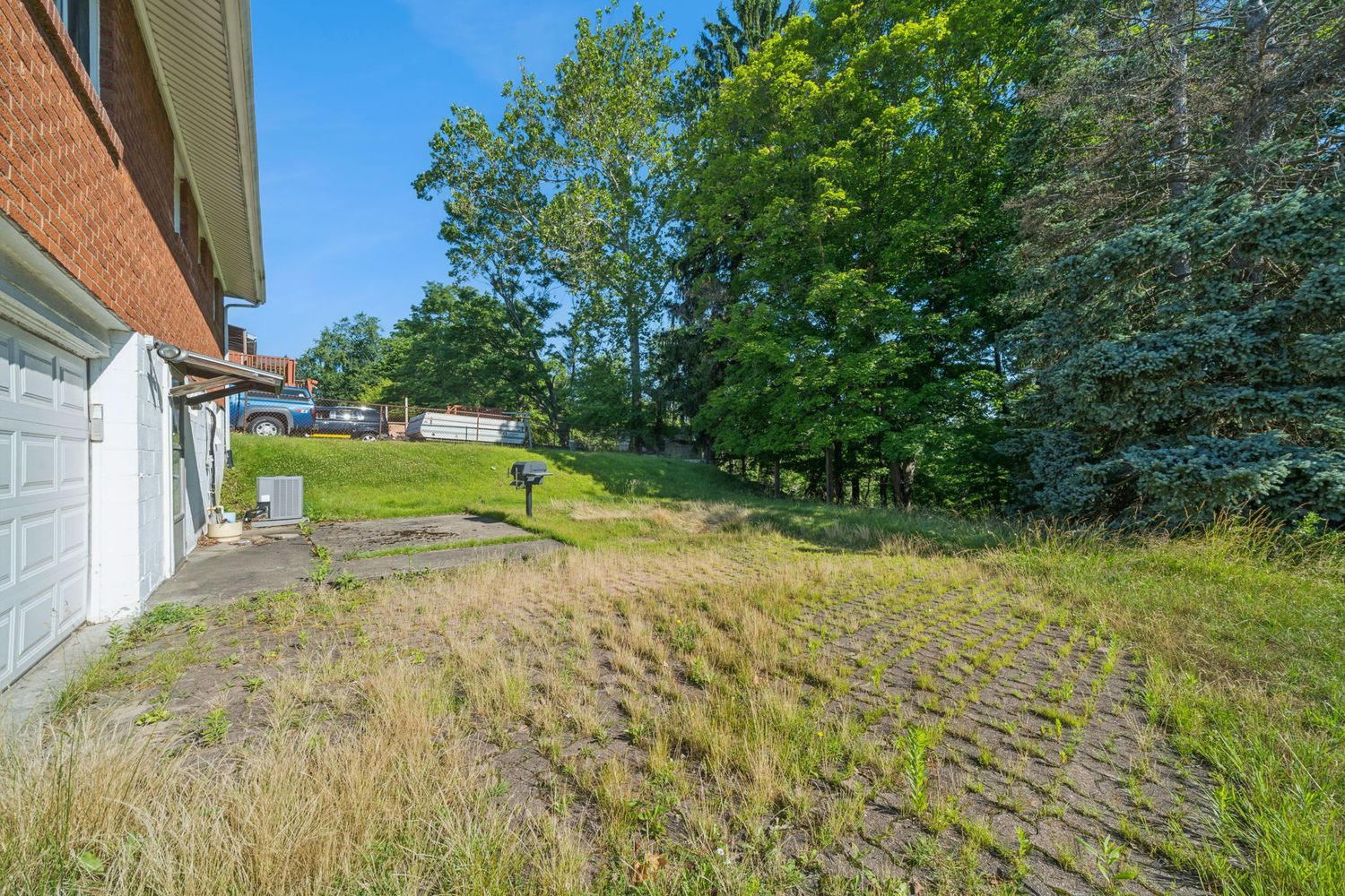 318 Dunbar Dr