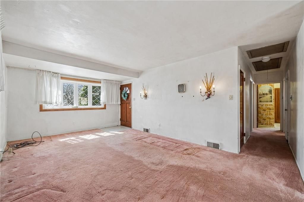 318 Dunbar Dr