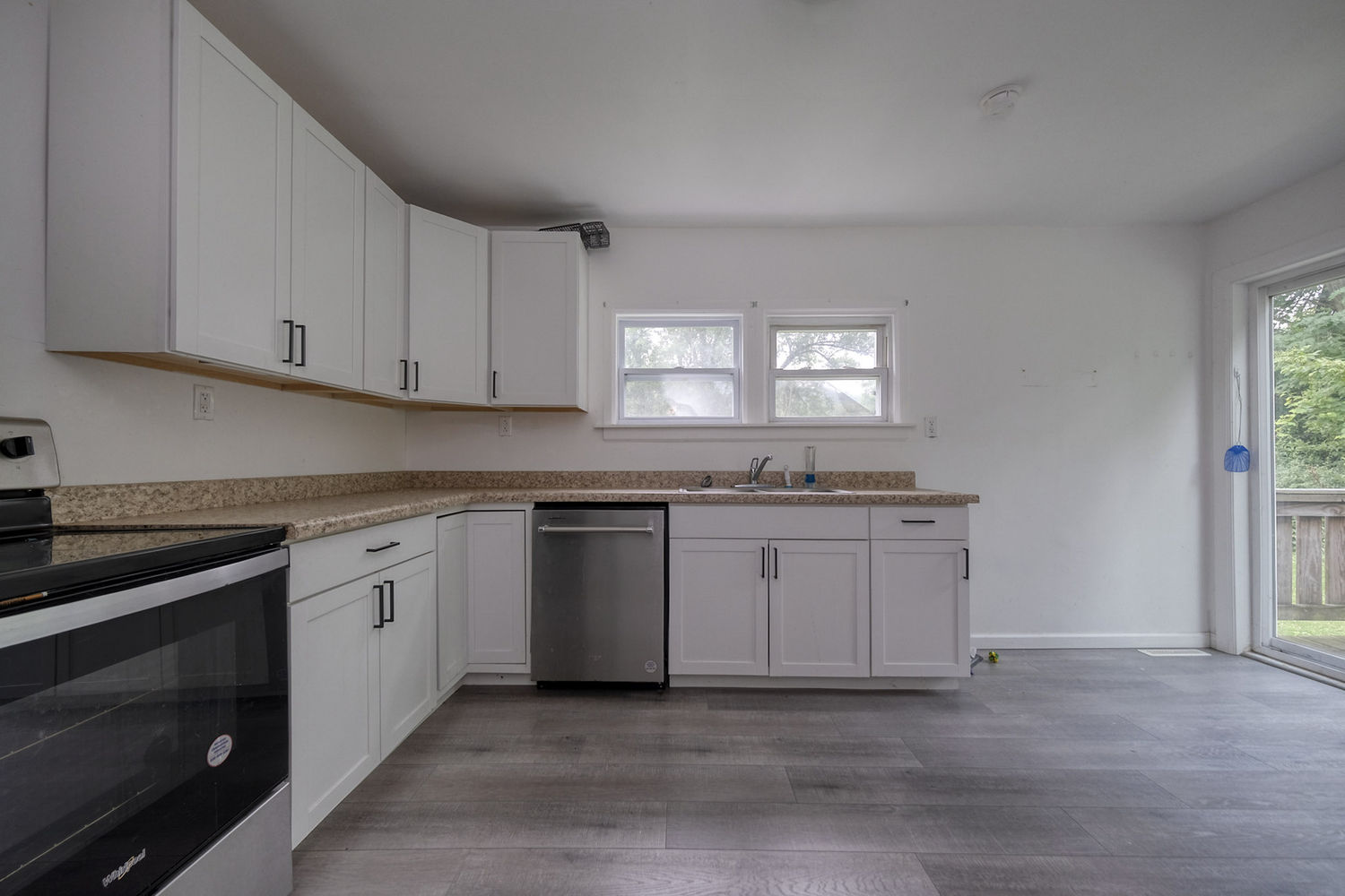517 MORAY LANE