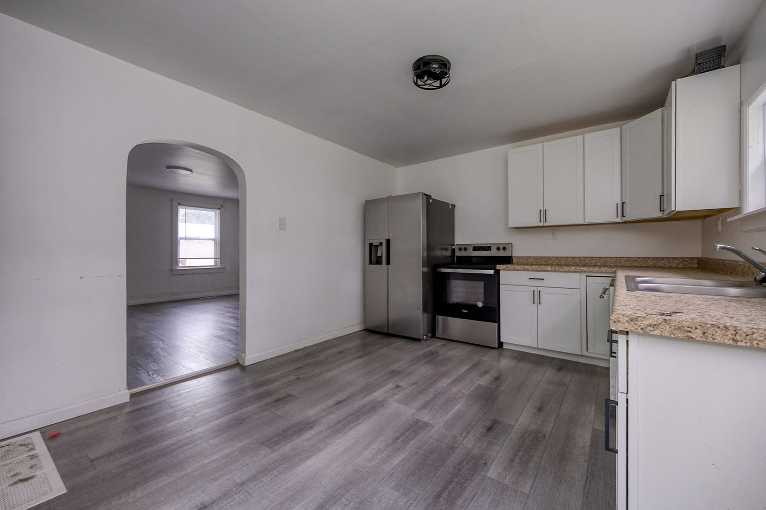 517 MORAY LANE