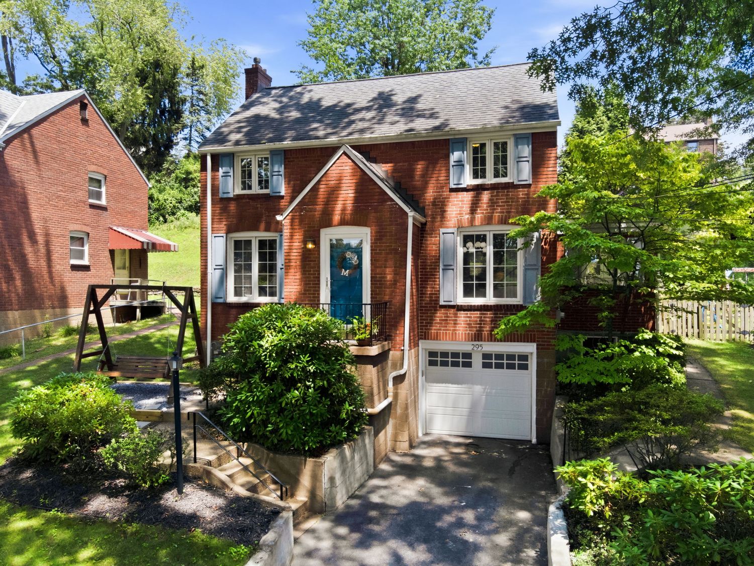 295 Barclay Avenue