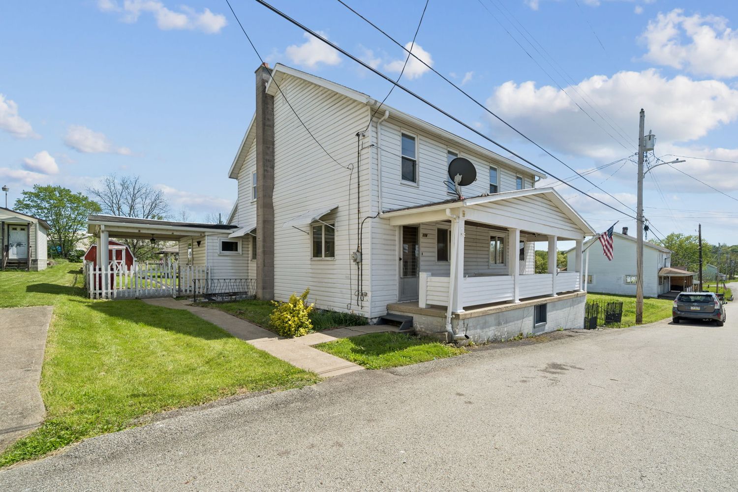 174/176 Roosevelt Way