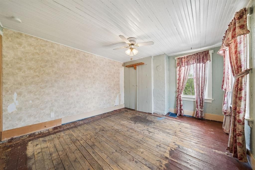 8013 Saltsburg Road