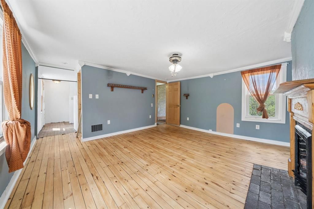 8013 Saltsburg Road
